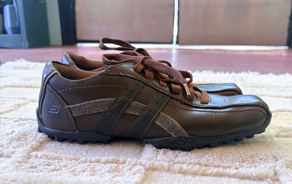 Skechers Relaxed Step Ultimatum 61181 Mens 8.5 Brown Leather Retro Sneaker EUC